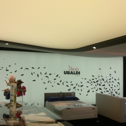 plafond et mur tendu lumineux