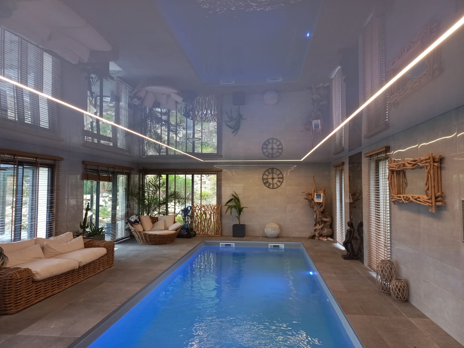 Plafond Tendu Piscine Intérieur – ONWIL